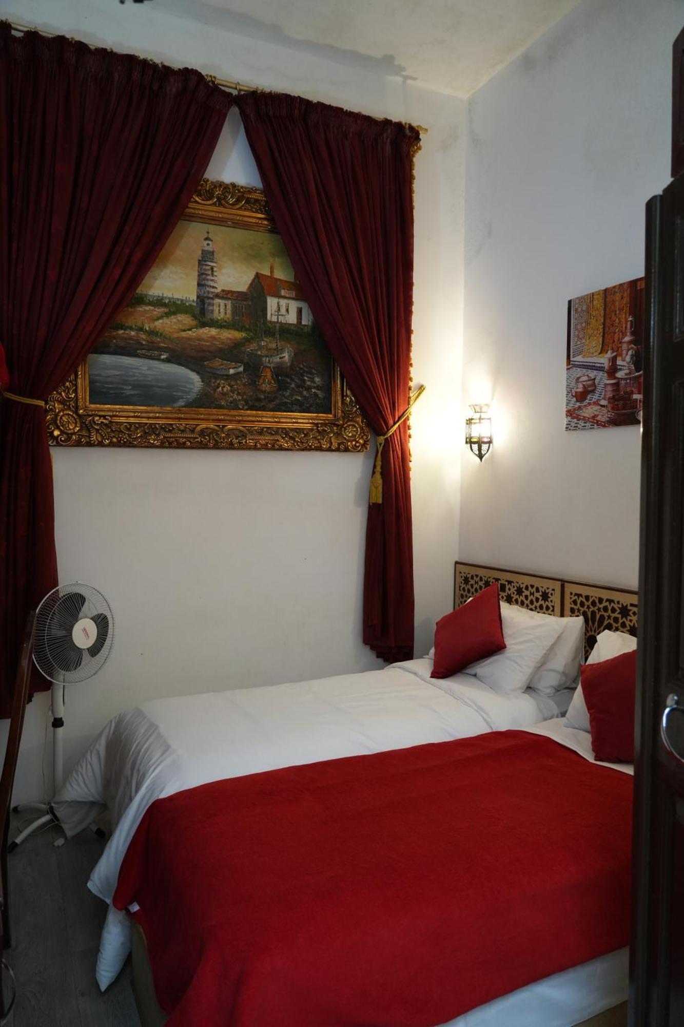 Dar Essaki 1886 Hotel Tangier Exterior photo