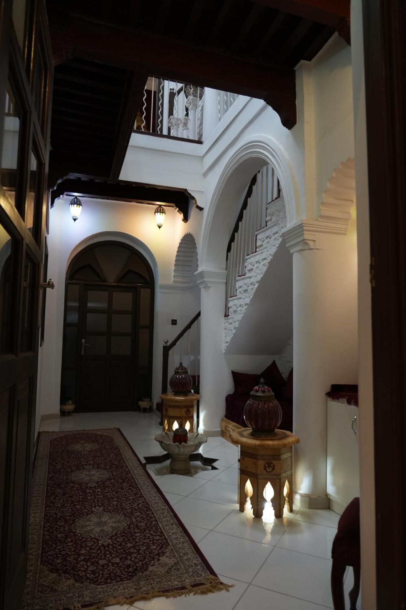 Dar Essaki 1886 Hotel Tangier Exterior photo